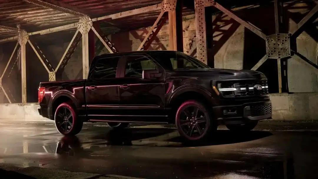美系大V8,福特F-150Lobo亮相,能越野能竞速!