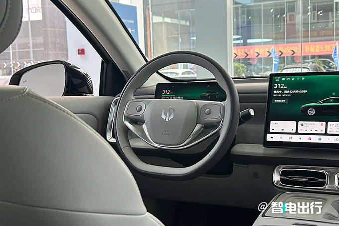 B01预售比同平台SUV贵?零跑也许想把惊喜留到上市
