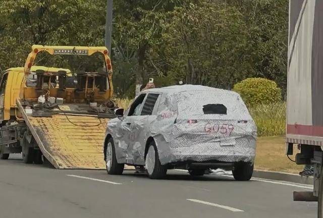 小鹏首款增程SUV来袭,能否撼动理想问界的市场地位?